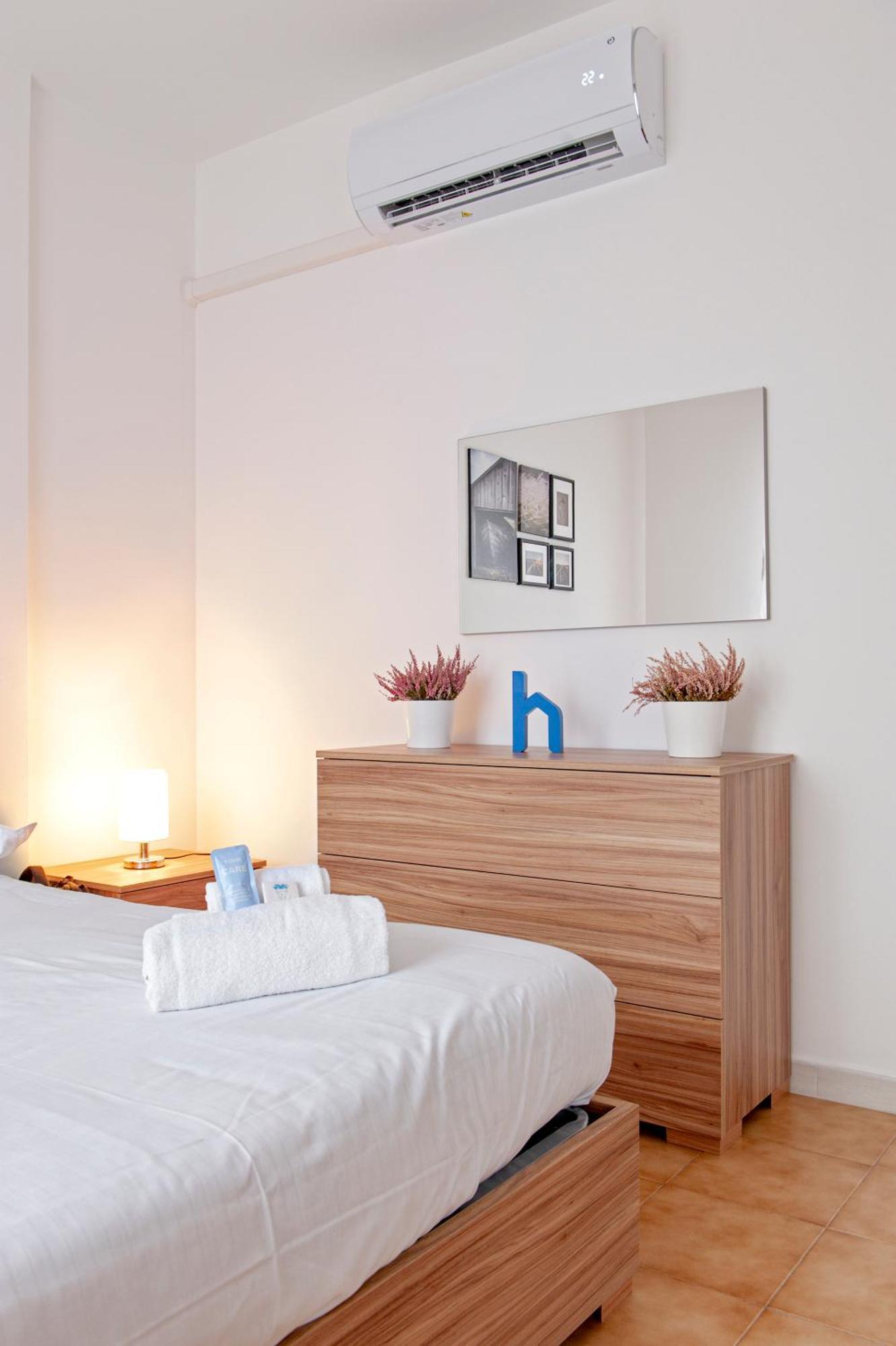 Homiday- Ospedale Aeroporto- Aria Condizionata E Parcheggio Gratuito Appartement *